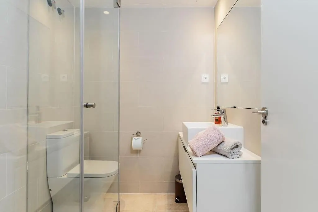 Deluxe 2 Bed Apartment Estepona 0*,  Spanje