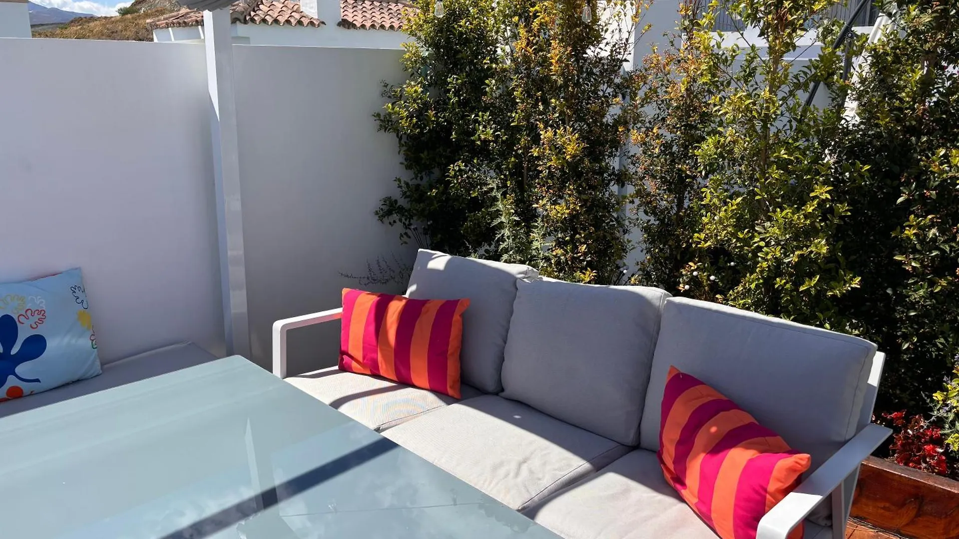Deluxe 2 Bed Apartment Estepona 0*,  Spanje